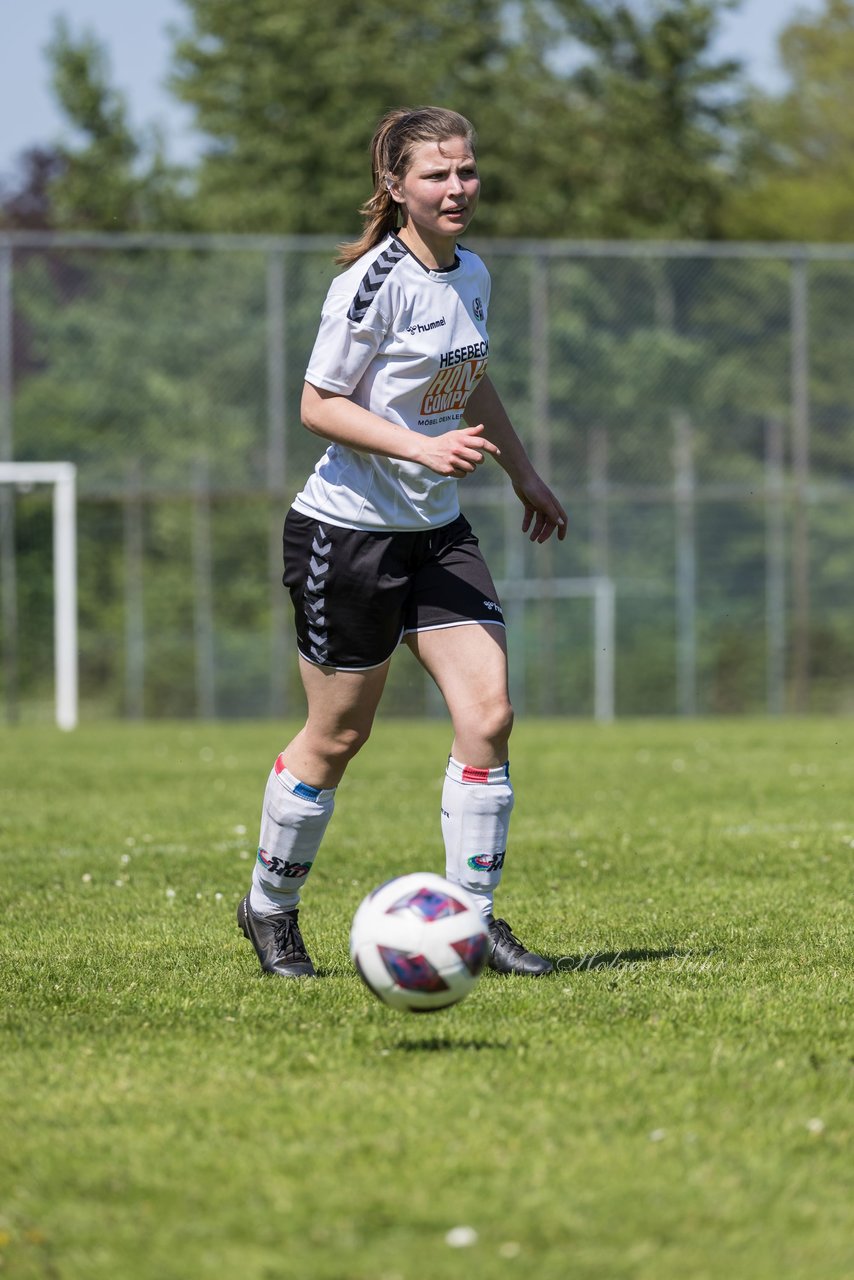 Bild 228 - F SV Henstedt Ulzburg - SV Fortuna Boesdorf : Ergebnis: 3:1